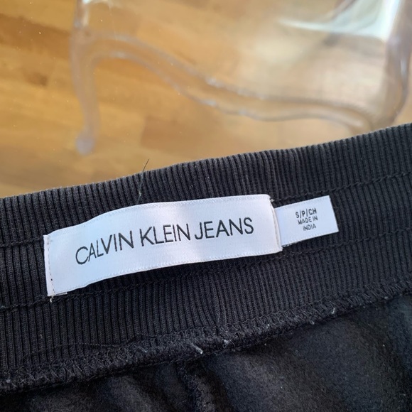 Calvin Klein sweat pants - Picture 4 of 5